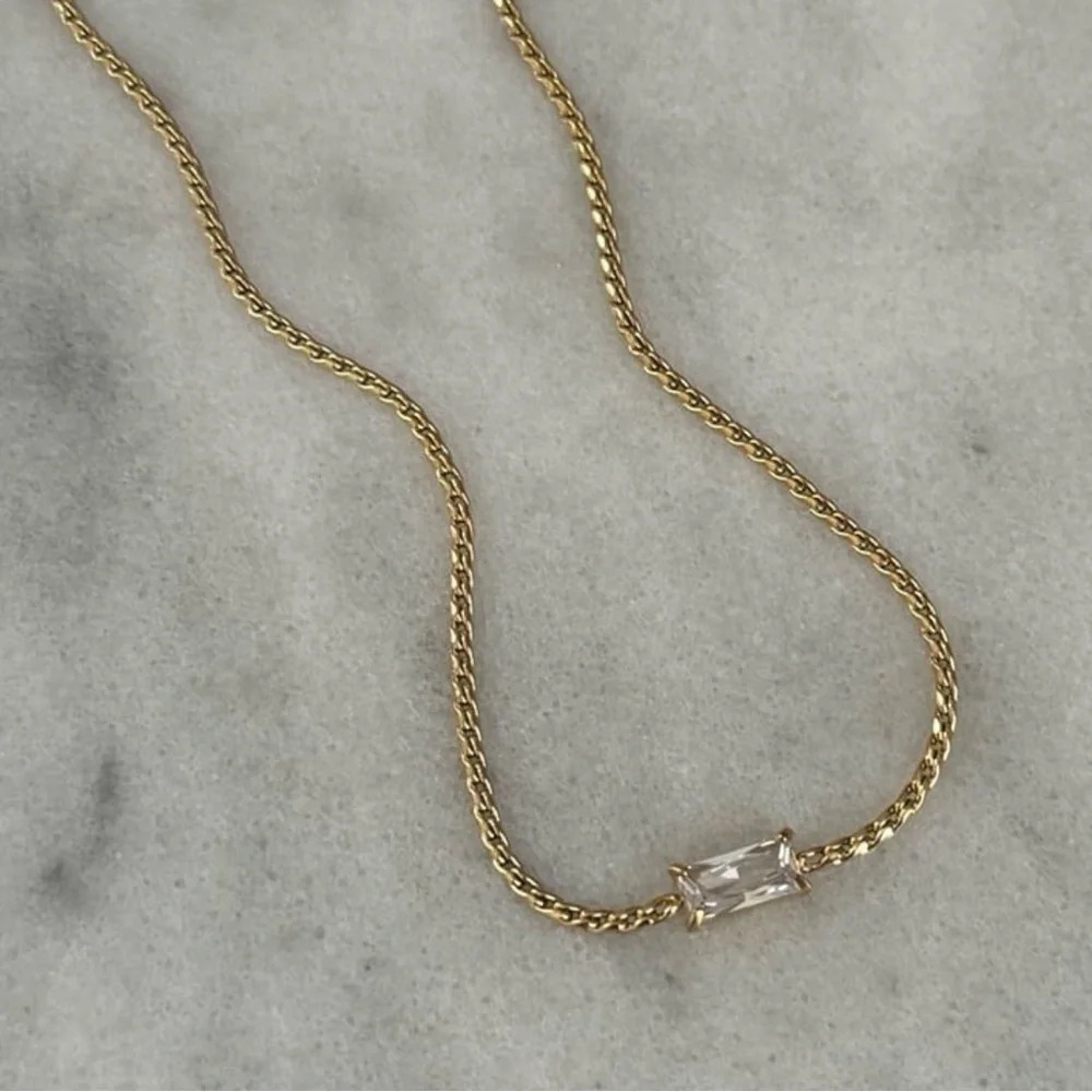 Gold Princess Crystal Chain Link Necklace Brand New - Picture 5 of 5